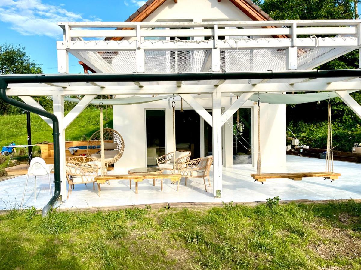 Bohemian Eco Lodge At Lake Balaton Kisapati Kültér fotó